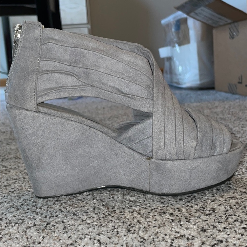 Shoes - Picture 2 of 2